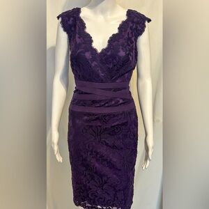 Tadashi Shoji Sz 4 Embroidered Floral Lace Purple Sheath Cocktail Dress Elegant